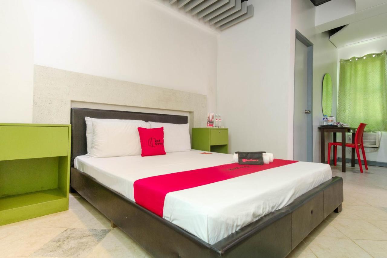 Hotel RedDoorz near Waltermart Subic Zewnętrze zdjęcie